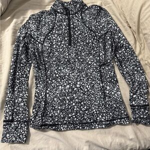 It’s Rulu Run 1/2 Zip Venture Floral Alpine White Black Size 6